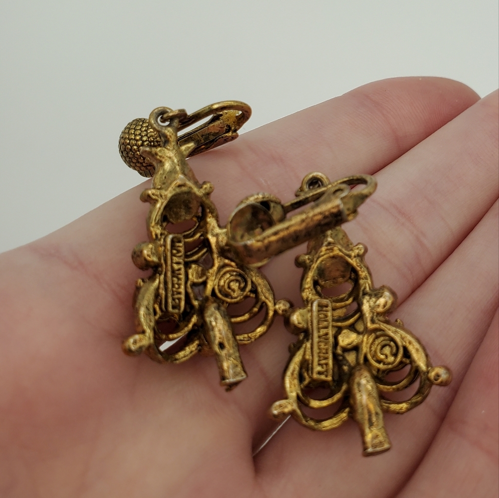 Christmas tree earrings by hollycraft - Picture 3 of 5